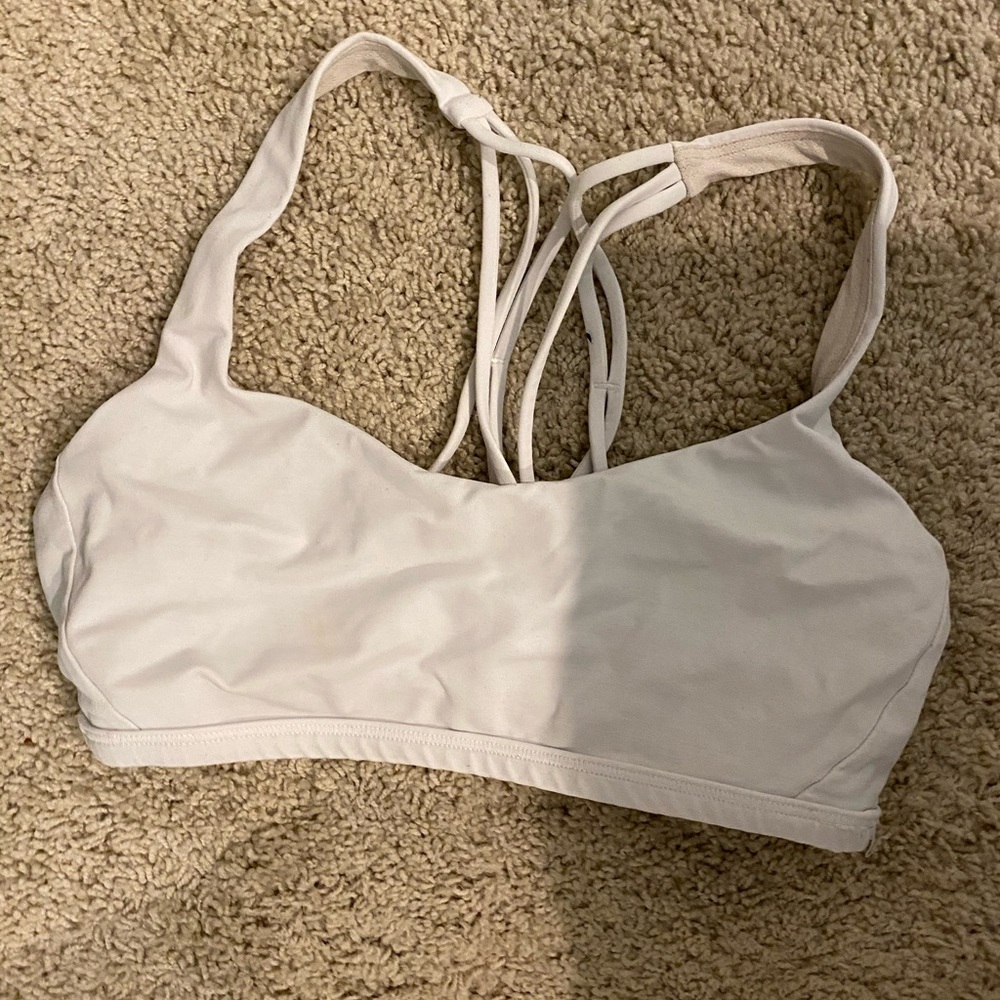 White Lululemon Sportsbra